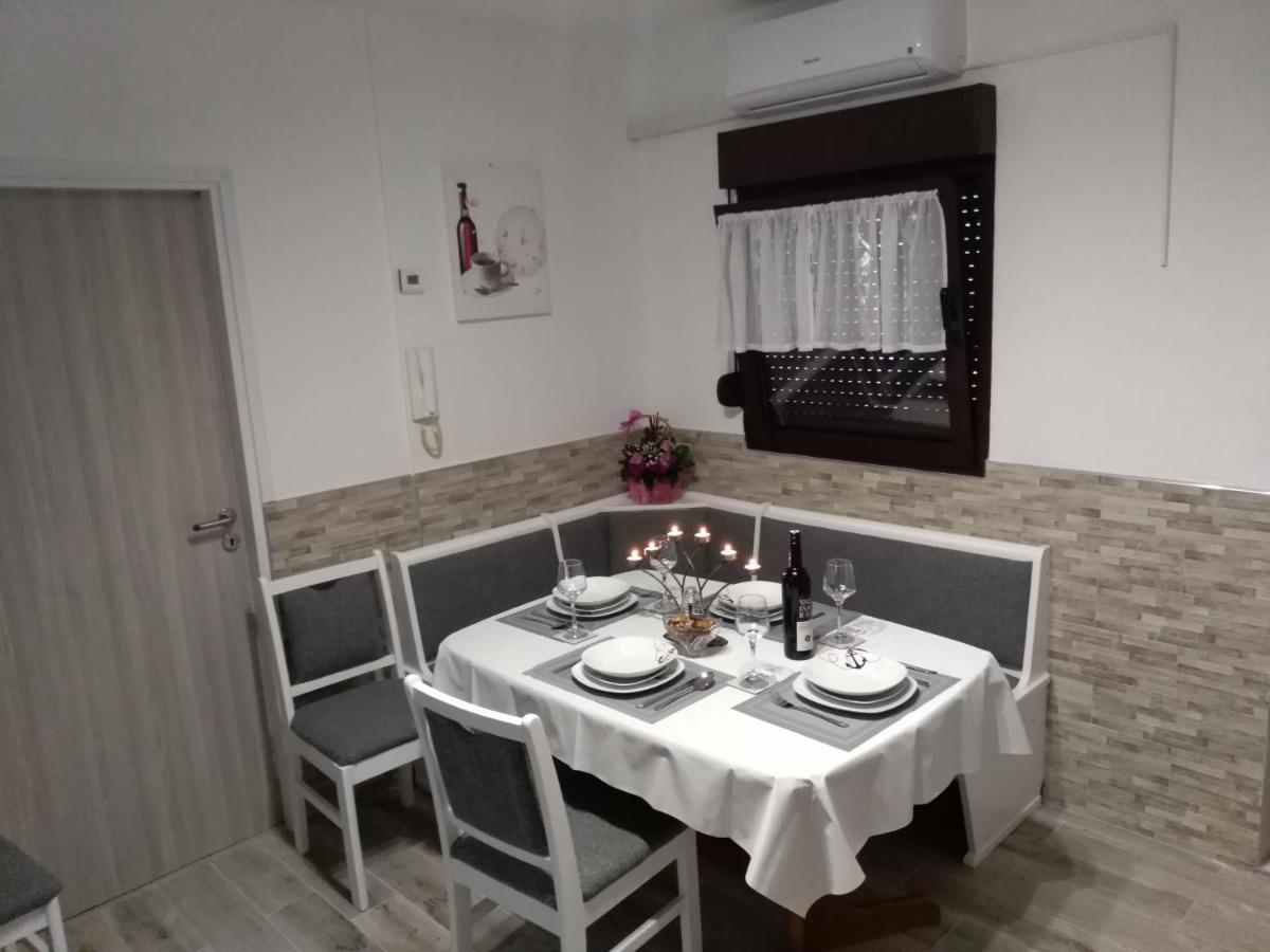 Apartman Nino Rijeka Exterior photo